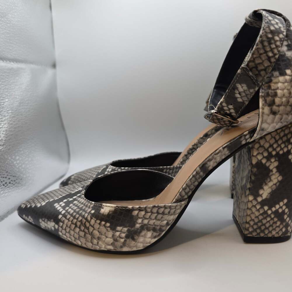 Abound Stella Block Heel Pump Ankle Strap Snakeskin Pattern Size 7 - Picture 2 of 5